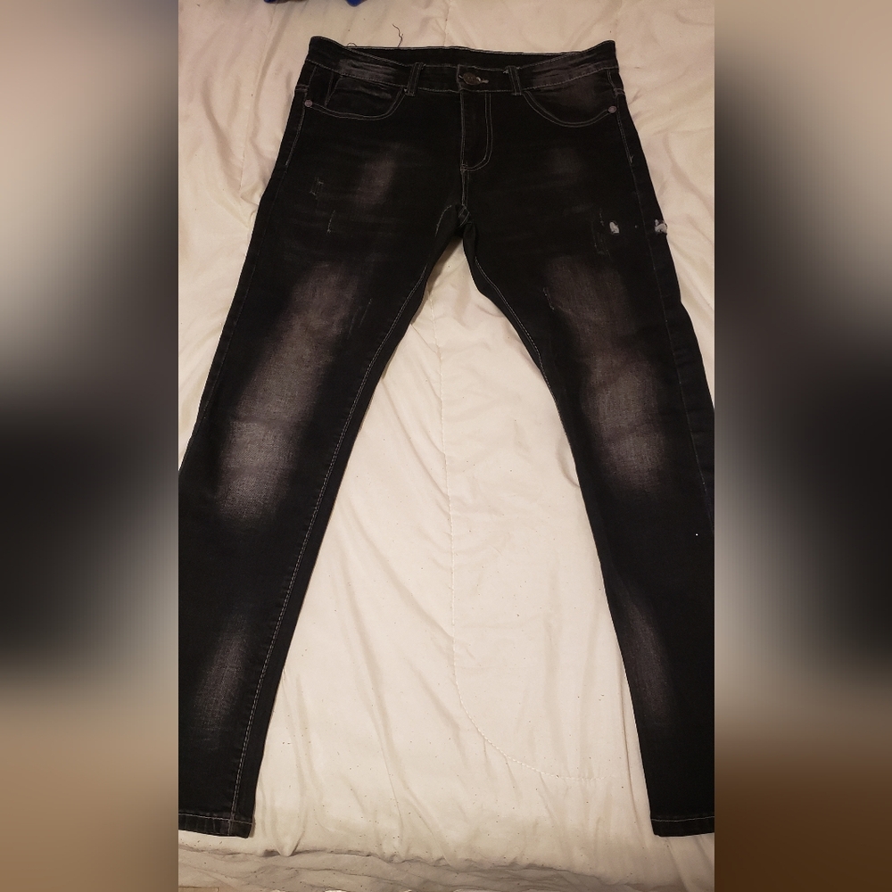 Stylish Black Supreme Denim Jeans